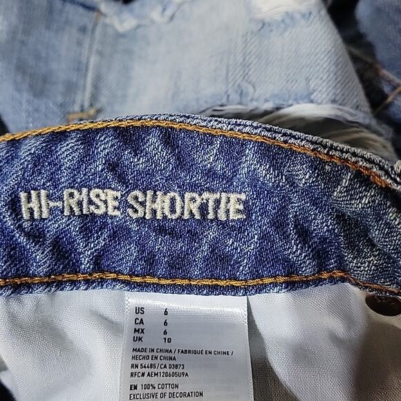 American Eagle Hi-Rise Shortie Patch Distressed Jean Shorts Womens Size 6 - Picture 8 of 10